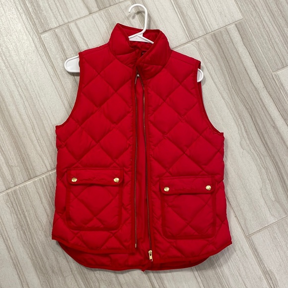 J.crew size Small red vest!